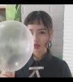 办公室美女(办公室美女晨会跳踏浪)